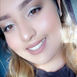 Meet your Posher, Lupe